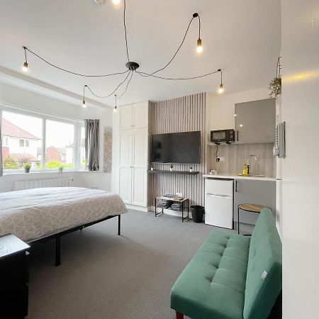 Cosy Bright Studio Apartment Close To Wembley Stadium Londra Esterno foto