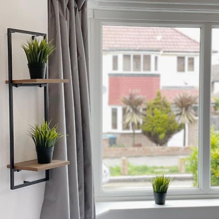 Cosy Bright Studio Apartment Close To Wembley Stadium Londra Esterno foto