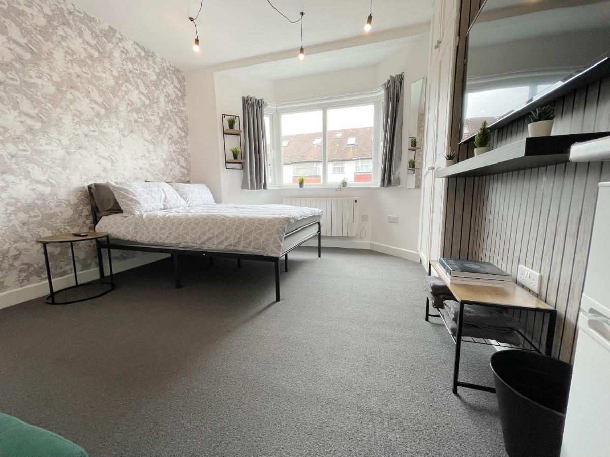 Cosy Bright Studio Apartment Close To Wembley Stadium Londra Esterno foto