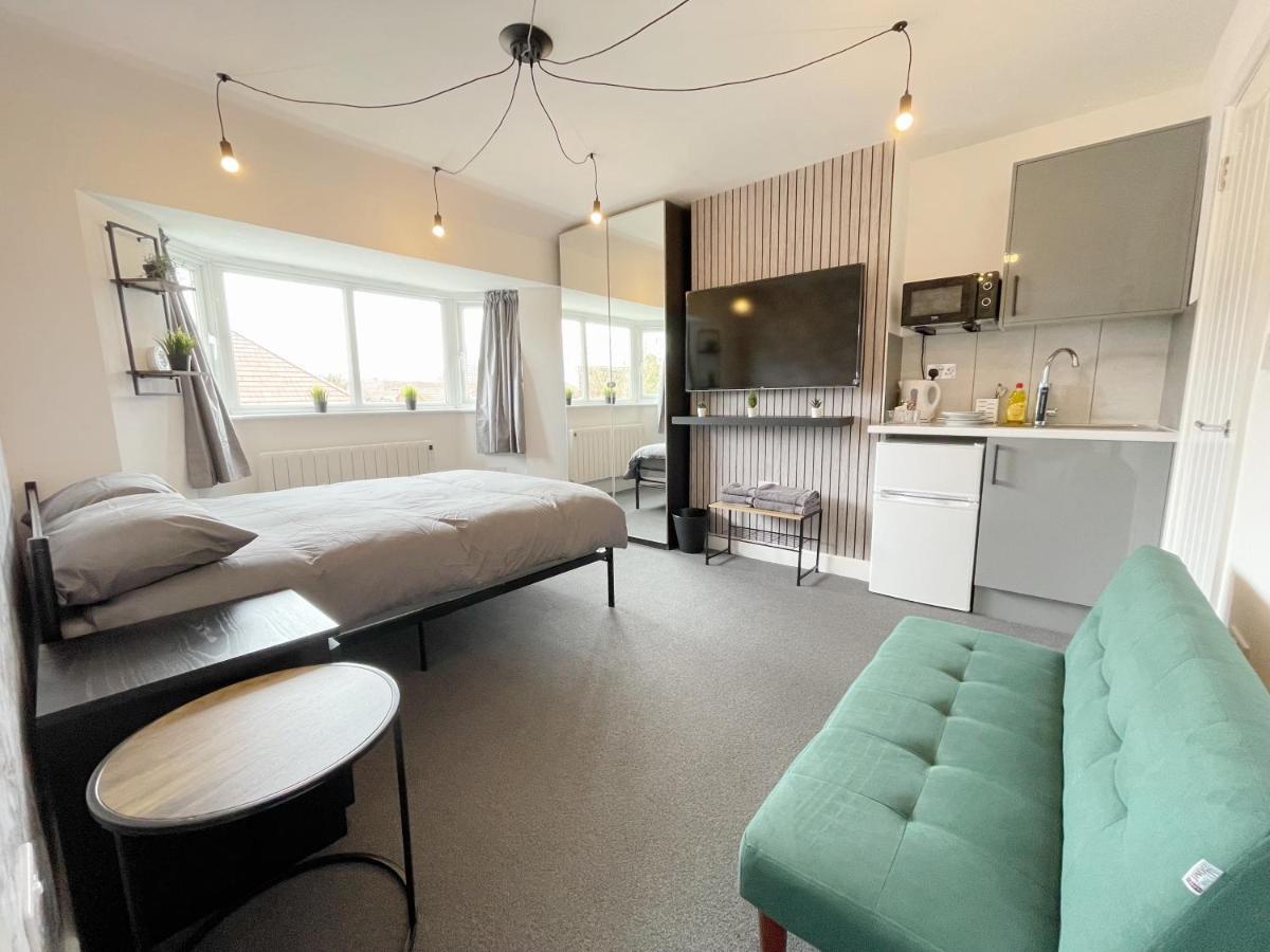 Cosy Bright Studio Apartment Close To Wembley Stadium Londra Esterno foto