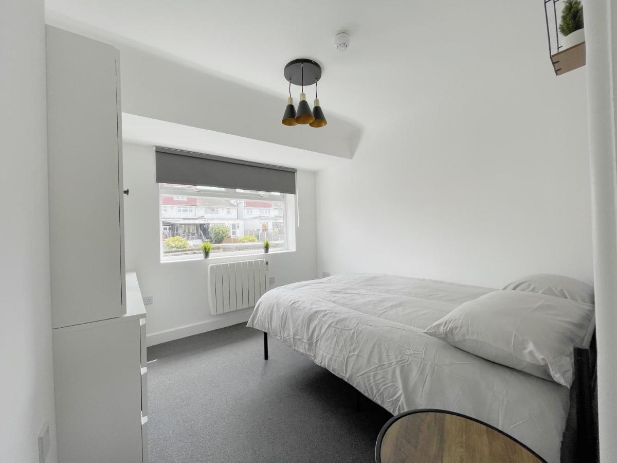 Cosy Bright Studio Apartment Close To Wembley Stadium Londra Esterno foto