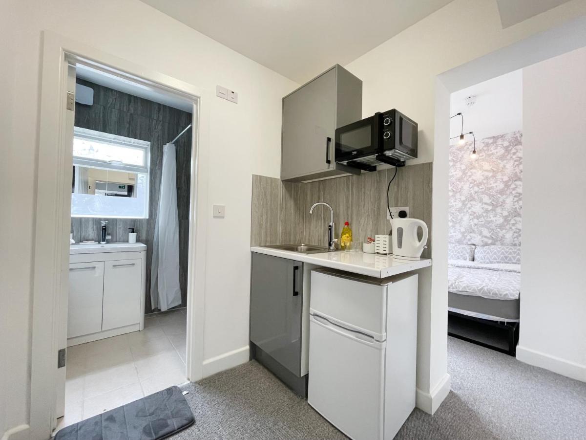 Cosy Bright Studio Apartment Close To Wembley Stadium Londra Esterno foto