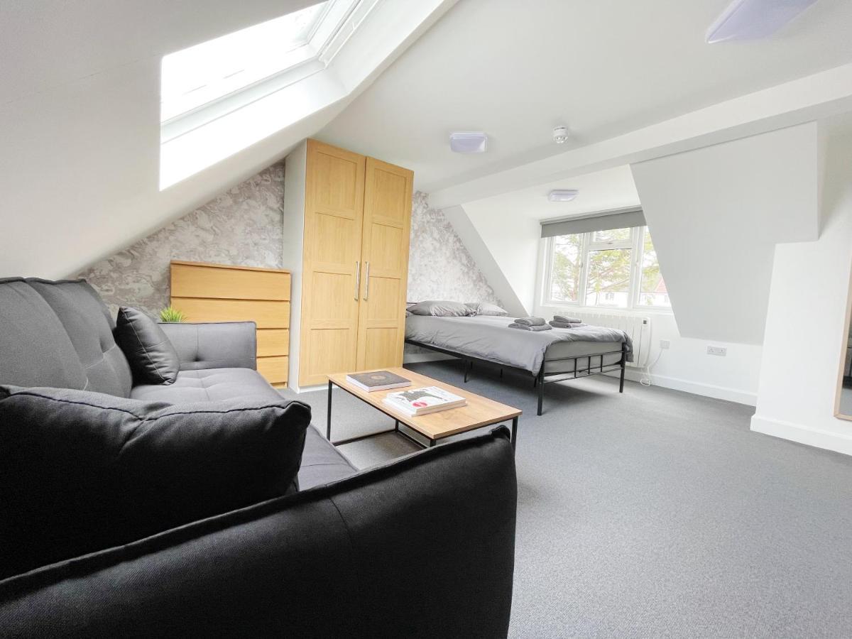 Cosy Bright Studio Apartment Close To Wembley Stadium Londra Esterno foto