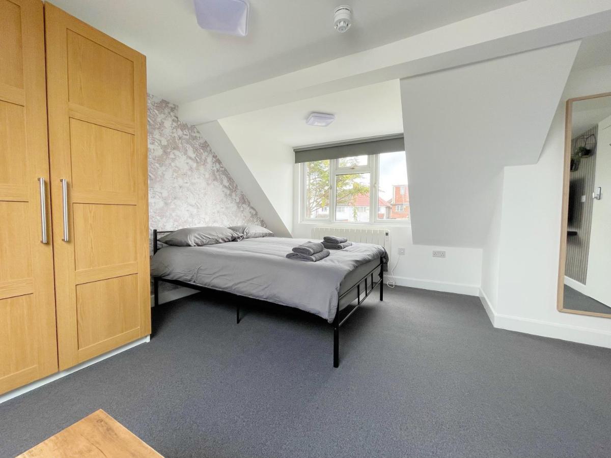 Cosy Bright Studio Apartment Close To Wembley Stadium Londra Esterno foto