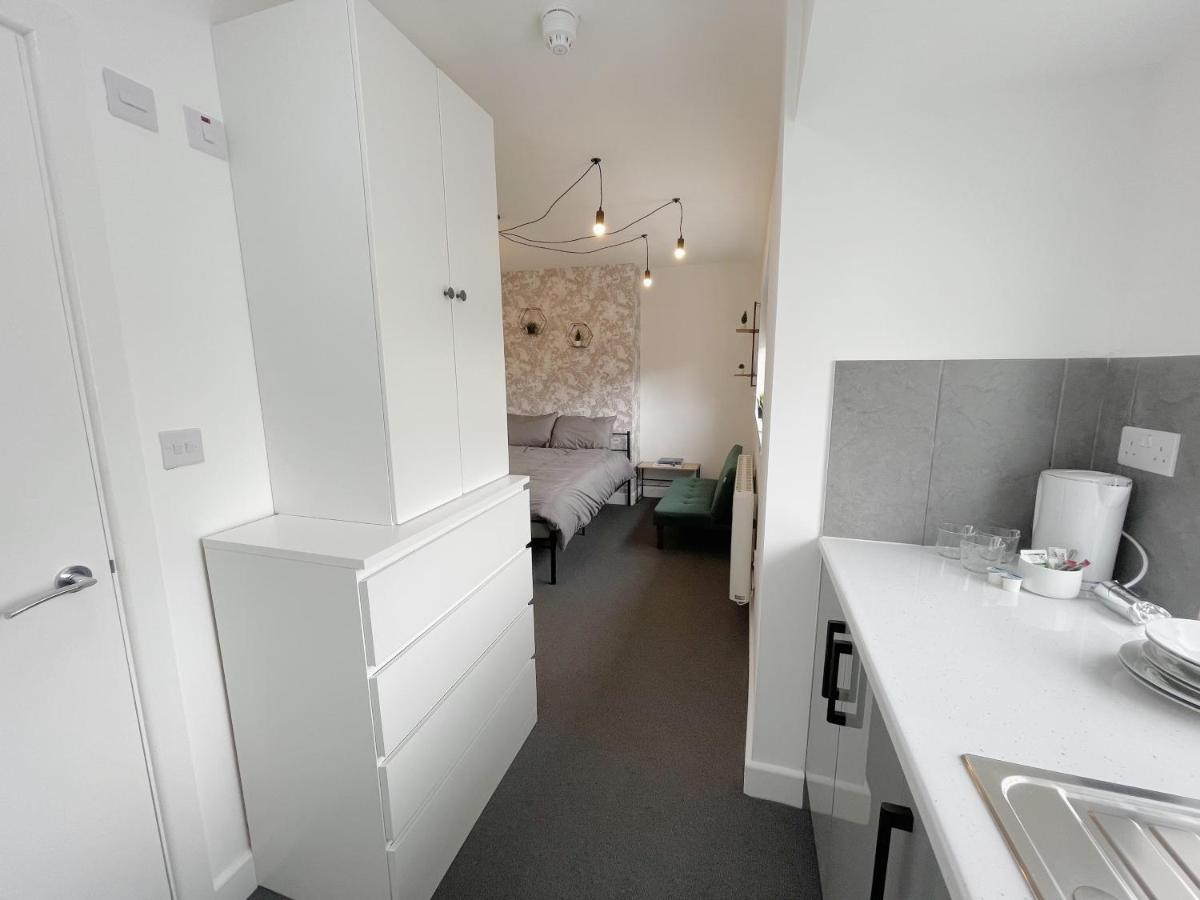 Cosy Bright Studio Apartment Close To Wembley Stadium Londra Esterno foto