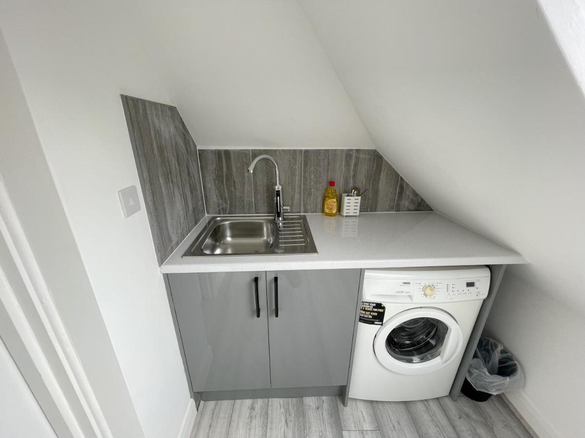 Cosy Bright Studio Apartment Close To Wembley Stadium Londra Esterno foto